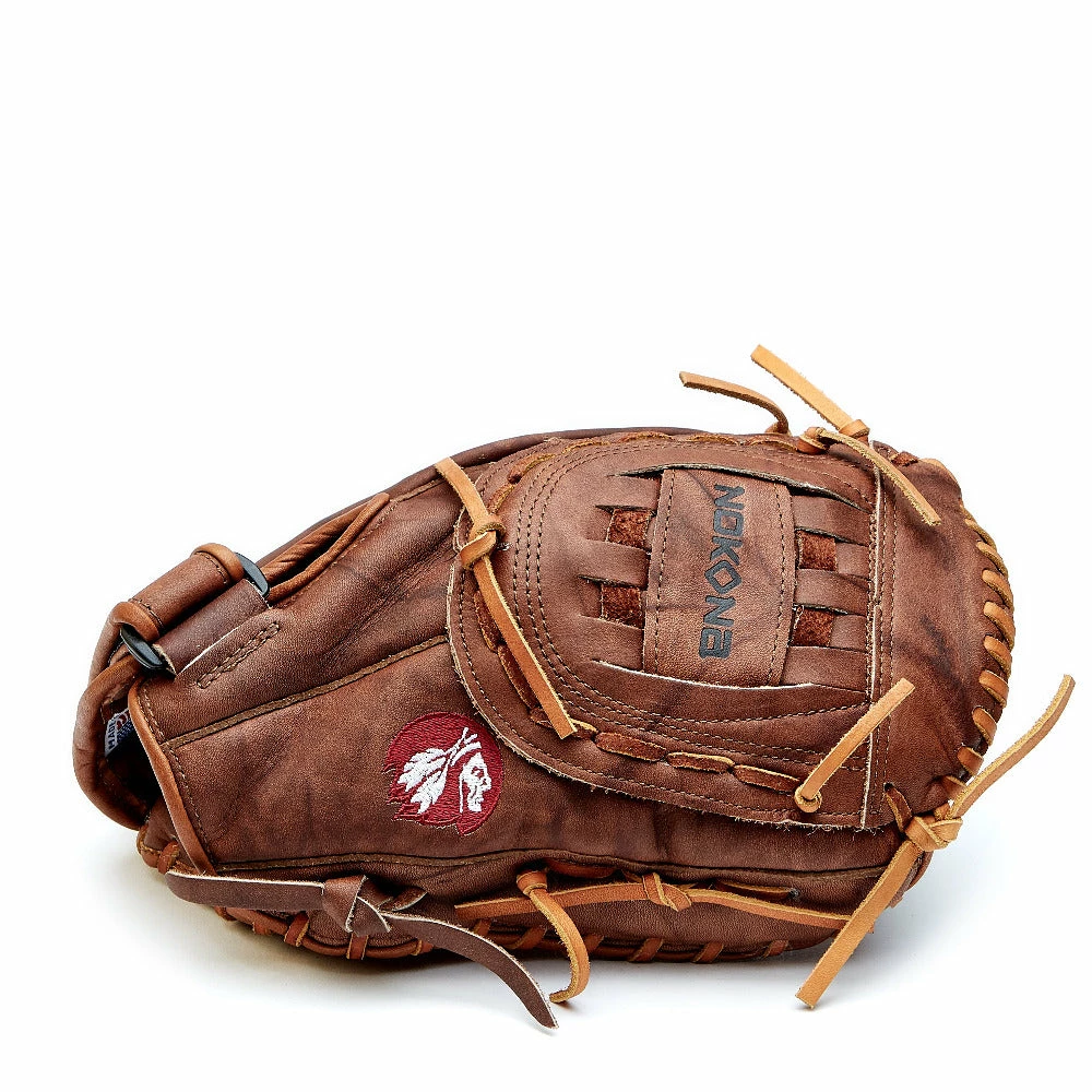 Nokona Walnut Classic 14" Softball First Base Mitt: W-N80 3 Nokona Walnut Classic 14" Softball First Base Mitt: W-N80 - Image 3